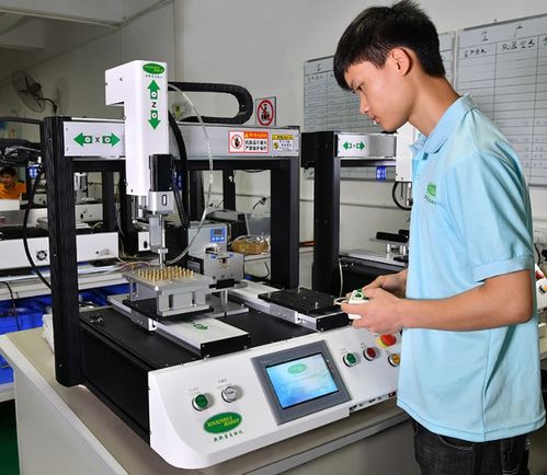 如何選擇稱心如意的自動擰螺絲機廠家 科技服務(wù)綜合指南